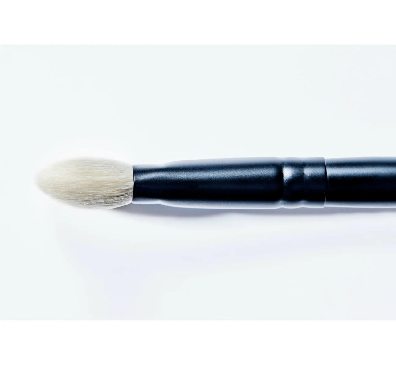 BISOU公式】yUKIブラシ/プティシリーズ 106 ベースメイクブラシ – yUKI