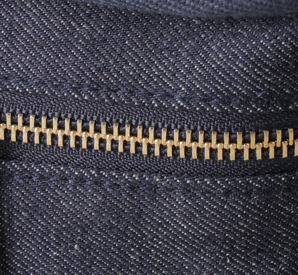 予約販売【新作】BISOU×L'EAU マルチポーチ / デニム / L mini（ネイビー・ライトブルー） - yUKI TAKESHIMA