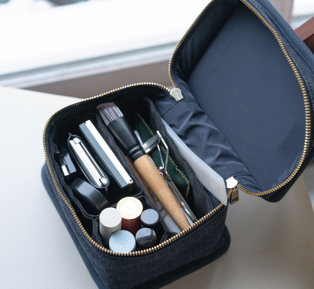 予約販売【新作】BISOU×L'EAU マルチポーチ / デニム / L mini（ネイビー・ライトブルー） - yUKI TAKESHIMA